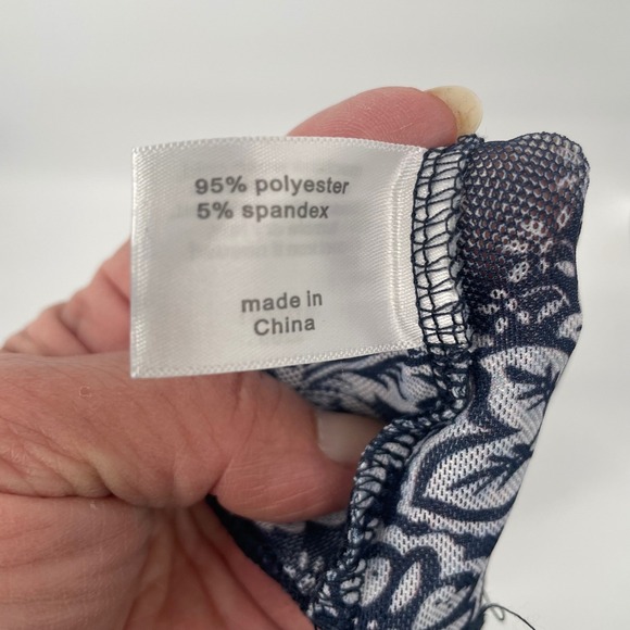 NWOT Lane Bryant 22/24 Blue White Floral Ruffled Sleeveless Blouse Boho Chic - Picture 7 of 10